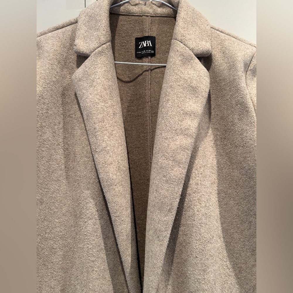 Beige Open Coat (no buttons) from Zara Size Medium - Picture 3 of 9